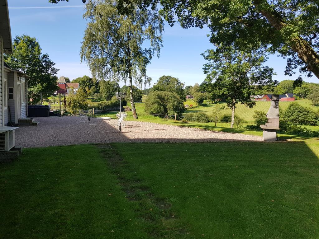 Byskolansvandrarhem Bronnestad Exterior foto